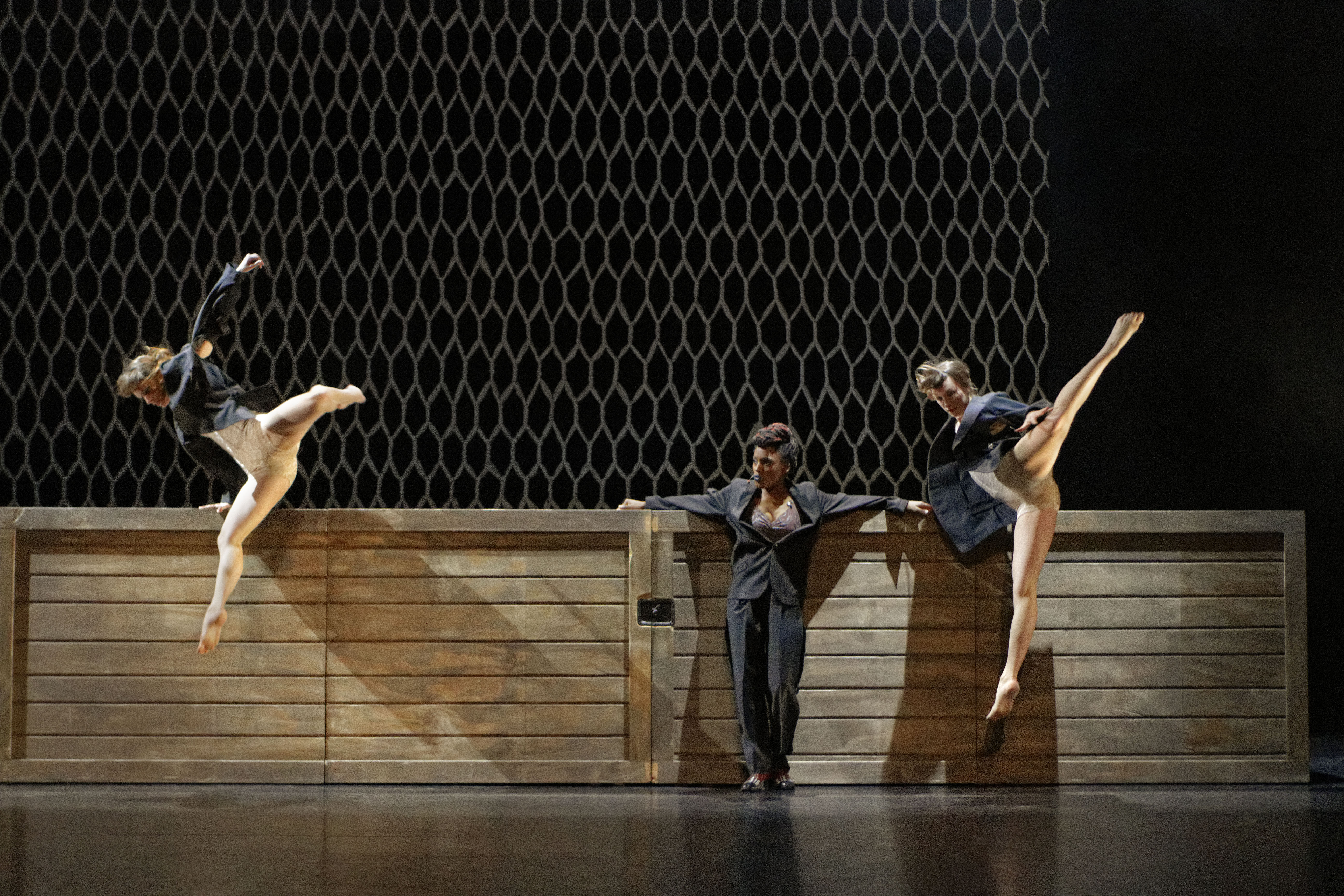 Crazy Blues - Photographer Robert Benschop 3.jpg