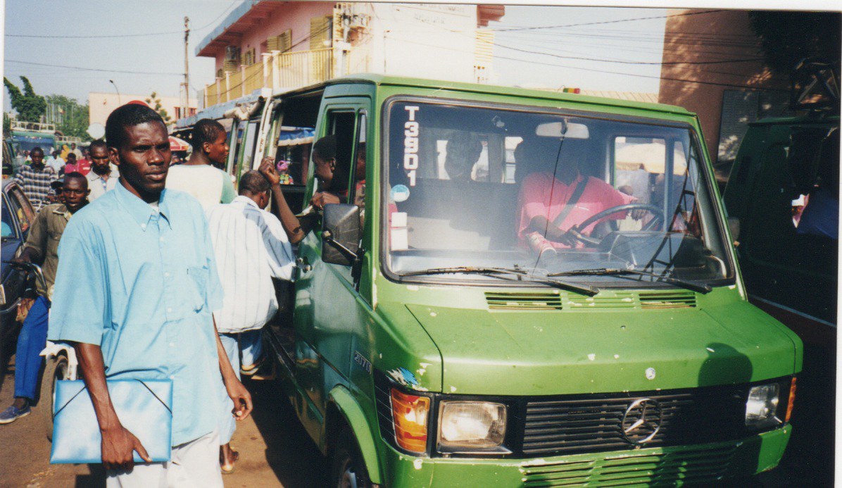 TAXI1.jpeg